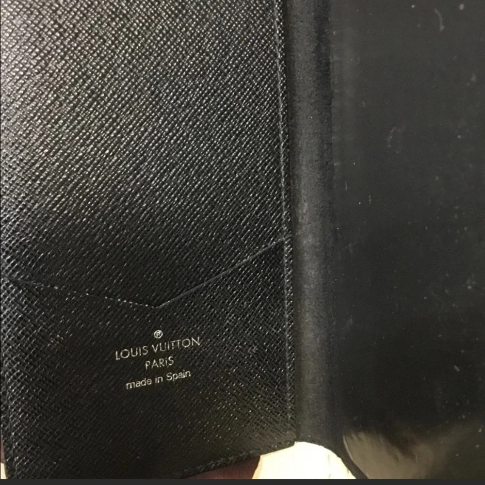 Authentic Monogram Eclipse LV iPhone-Folio